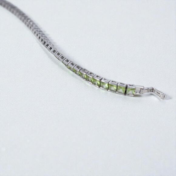 Vintage 925 Silver Peridot Tennis Bracelet Princess Cut Natural Gemstone - Picture 3 of 9